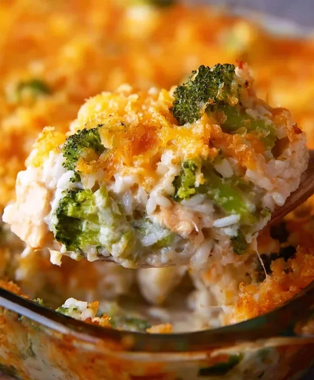 Creamy Chicken Broccoli Rice Cheese Casserole