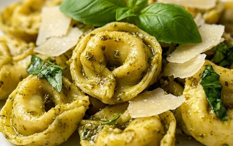 Pesto Tortellini